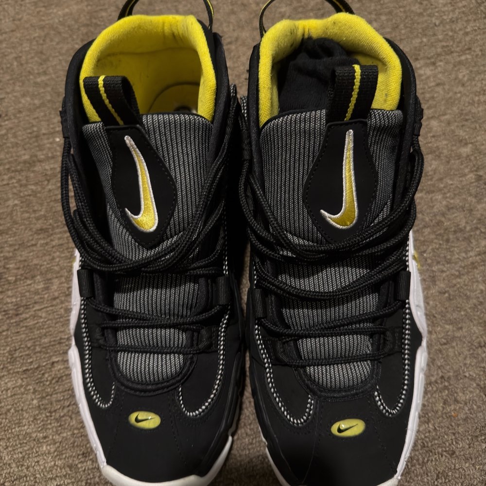 Nike Black and Yellow Sneakers
